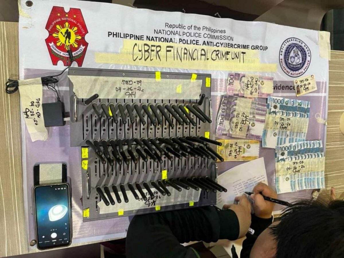 菲律宾新闻 菲警方查获5台短信群发设备 疑来自非法POGO撤场物资,3名卖家落网