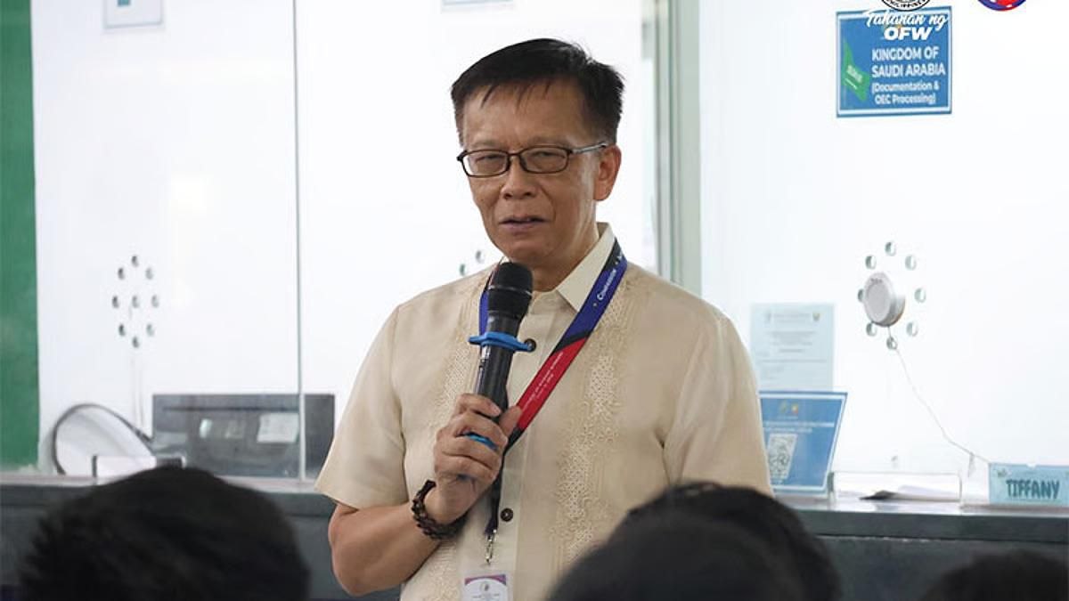 国际新闻 霍尔木兹海峡遭无人机袭击!7名菲律宾海员受伤,3人伤势严重