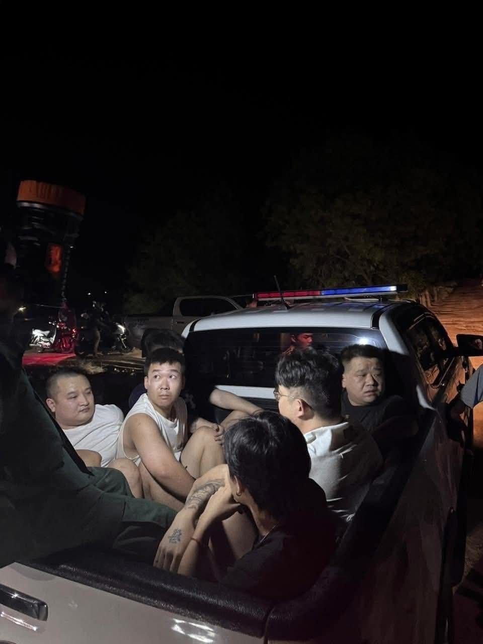 🇰🇭#磅湛省 警方凌晨突击行动 多名中国公民涉非法工作被捕🚨