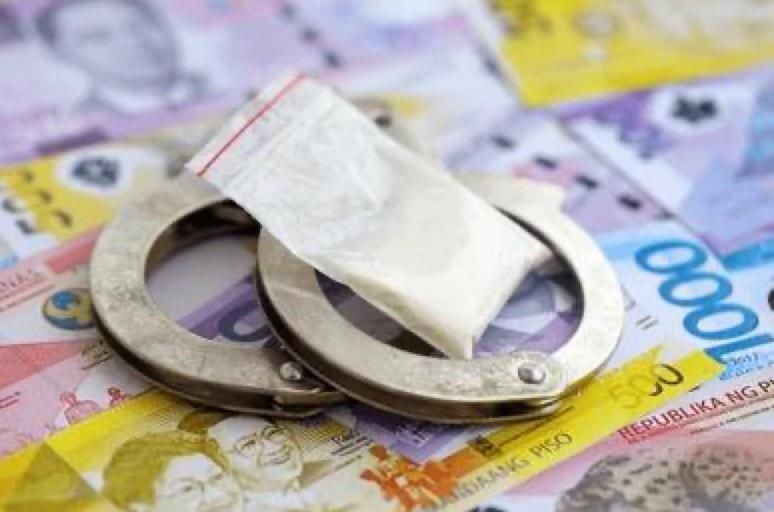 菲律宾新闻 警察变毒贩?菲律宾警员涉毒被捕,查获71万冰毒