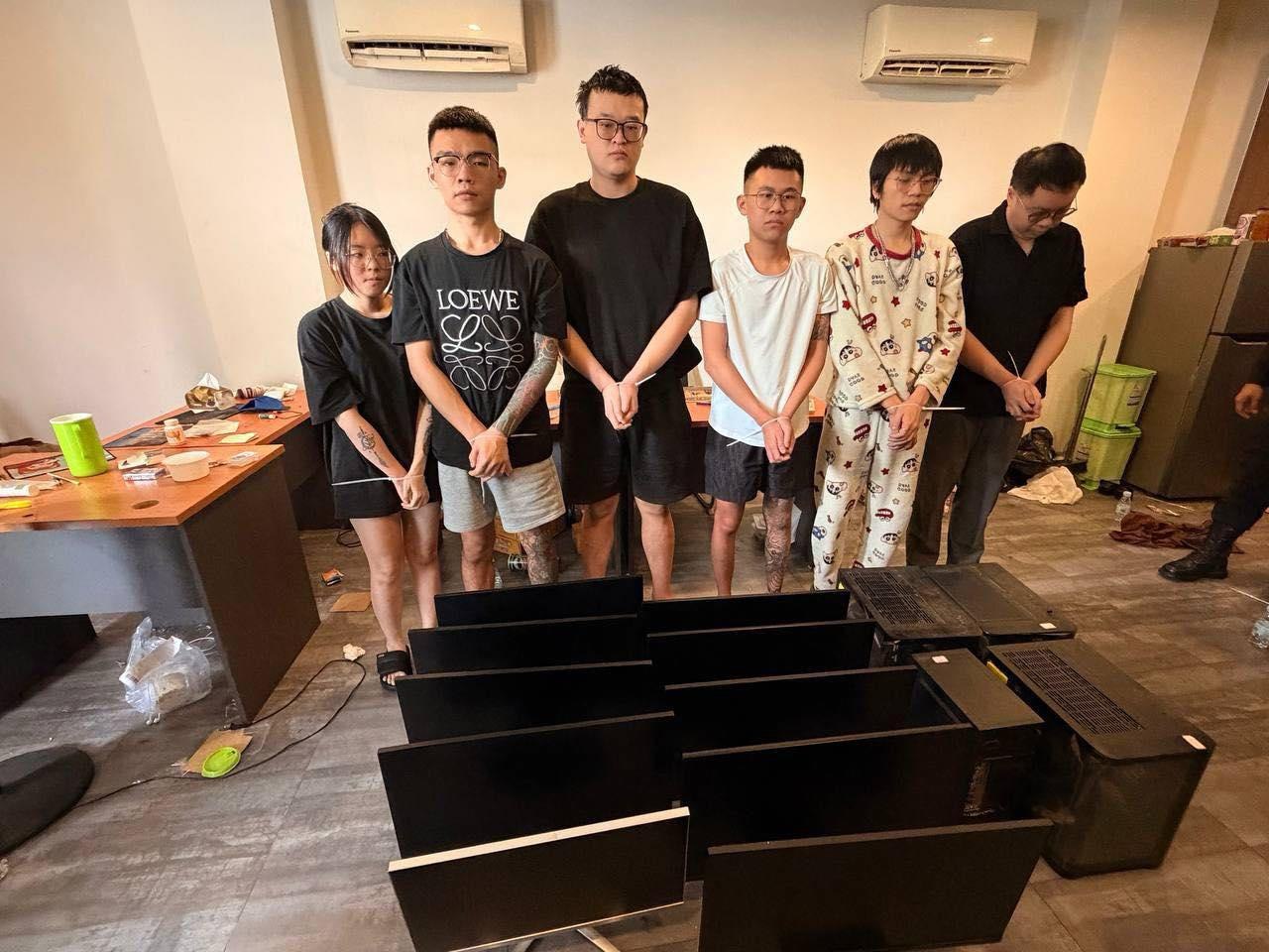 最新消息 金边奥林匹克场旁边,今天逮捕6名台湾人