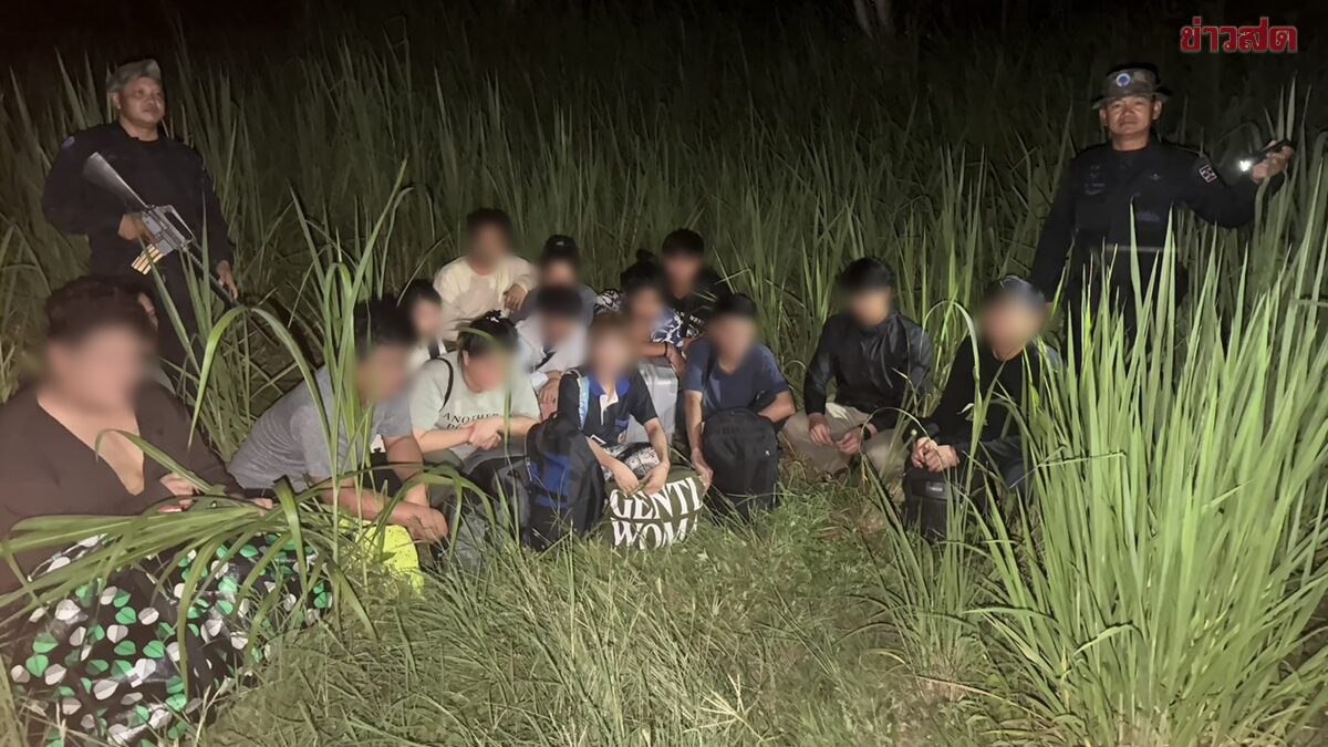 泰国新闻 抓获14名赴波贝从事网赌工作的泰国男女因“网站被端”遭老板弃置,被迫偷渡回国